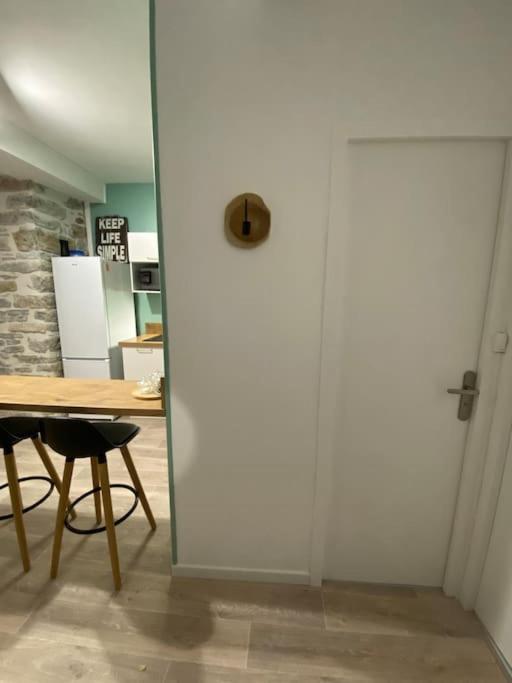 Charmant Studio Idealement Place Et Paisible ! Oloron-Sainte-Marie Esterno foto